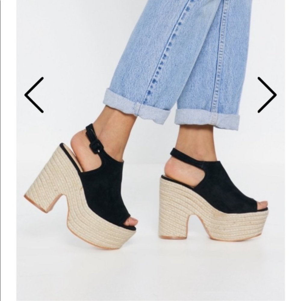 MarquIIz platform espadrilles Size 7